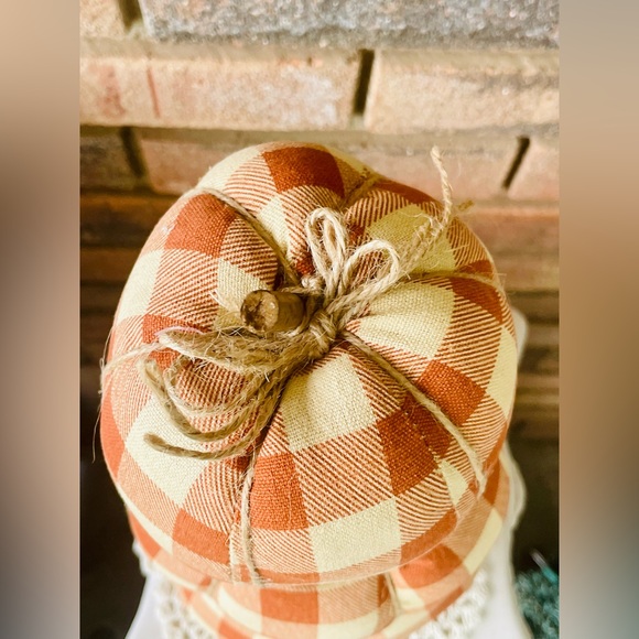 *Orange Buffalo Check Stuffed Pumpkin Stack - Picture 5 of 13